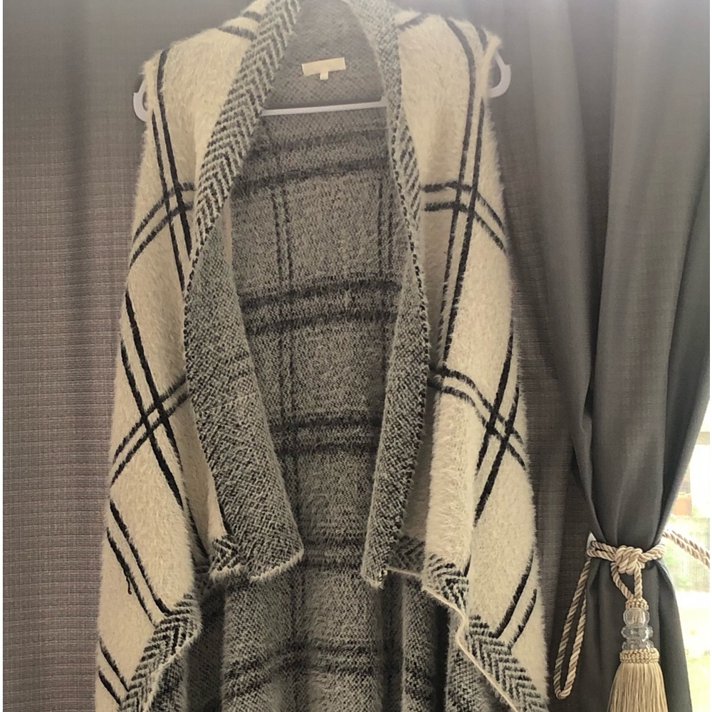 Laju long sweater vest!